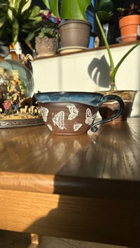 Image 9 of Butterfly mug 01
