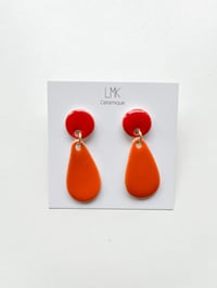 Paire de boucles d'oreilles céramique LARMA rouge et orange 