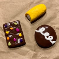 Lil Dennetta Cakes Magnet Set