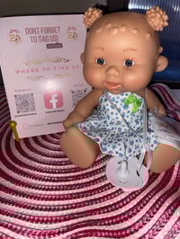 Image 2 of 21cm scented Spanish dolls 
