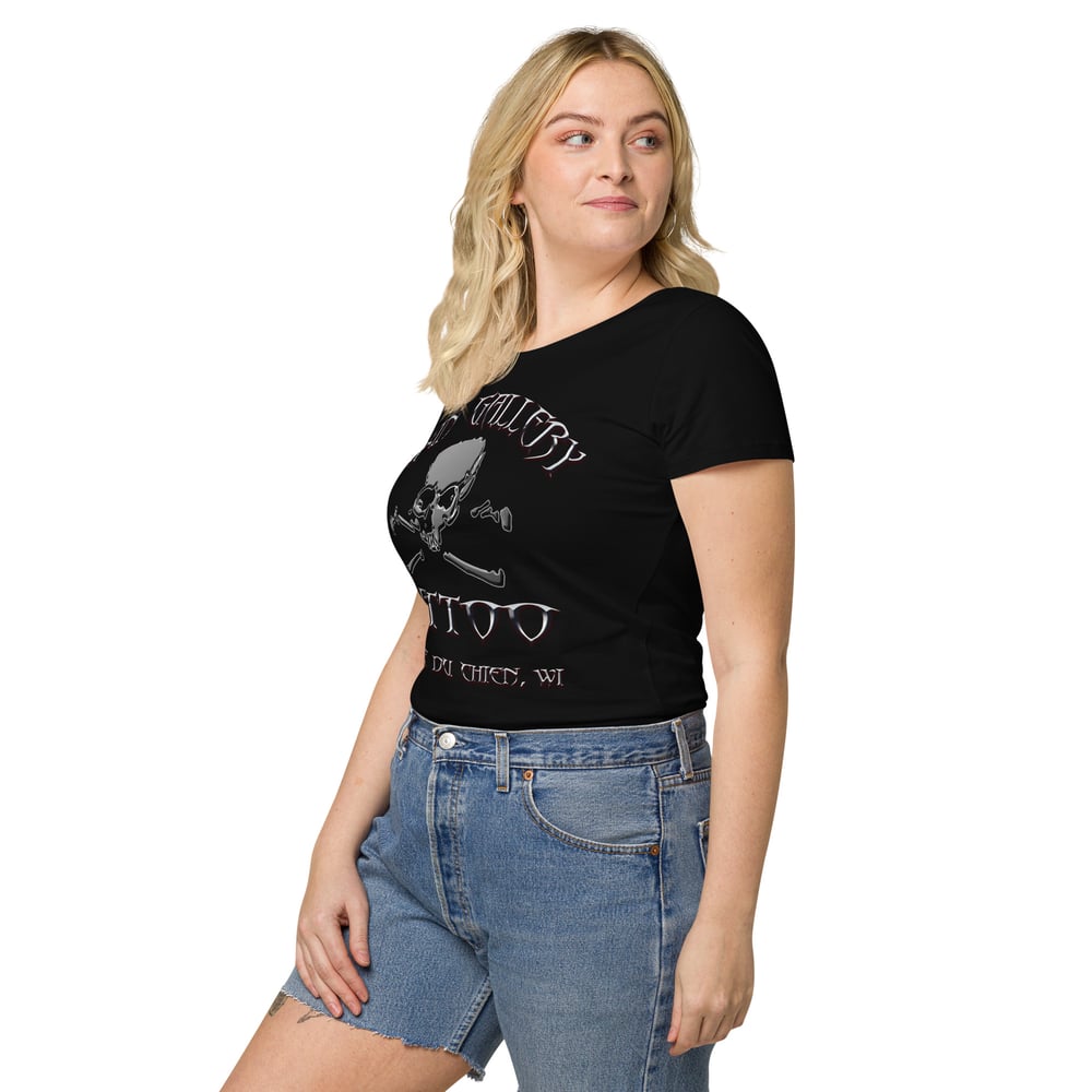 Women’s Skin Gallery basic organic t-shirt