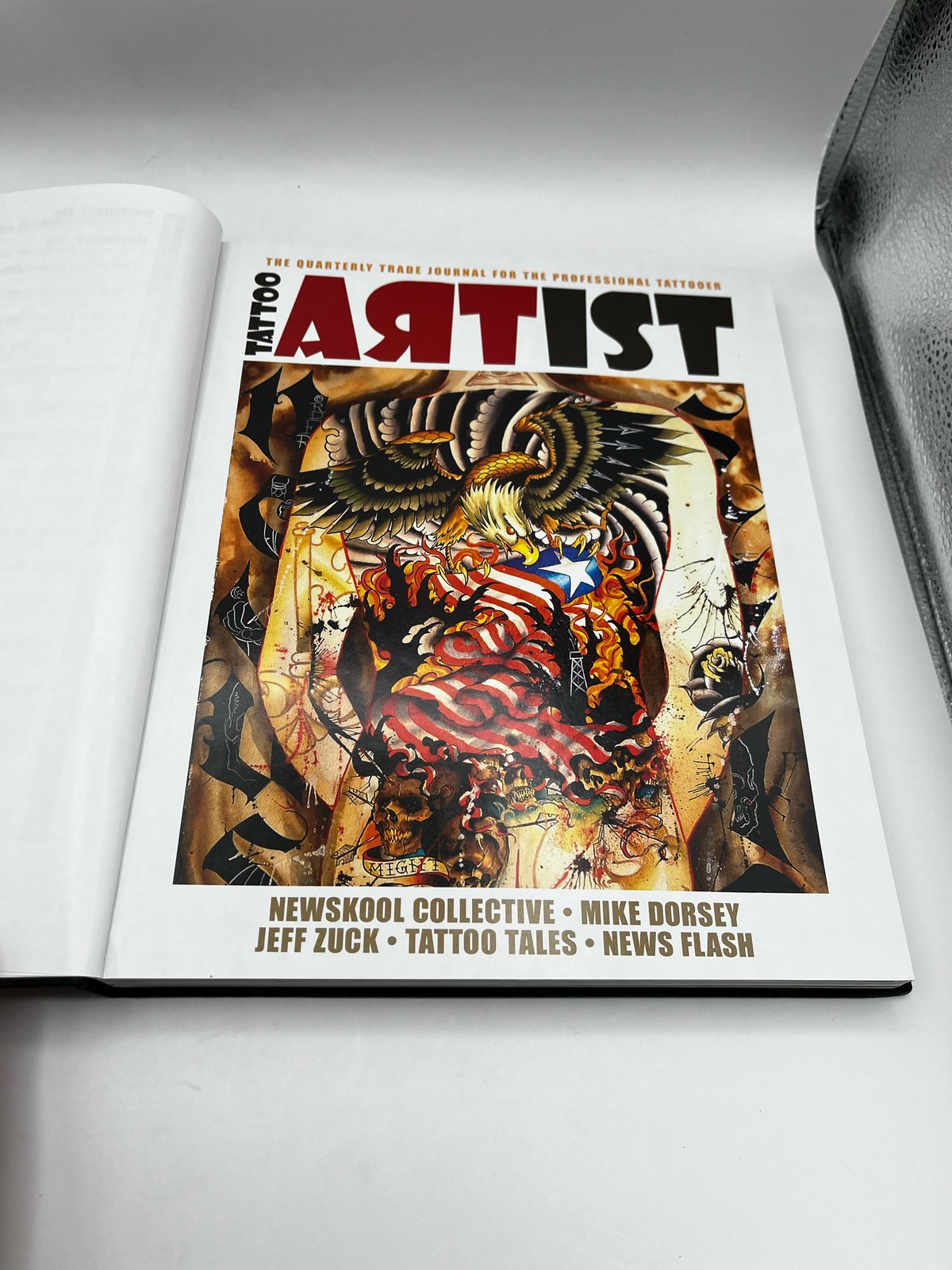 Tattoo artist Vol 1 | Lifers Books