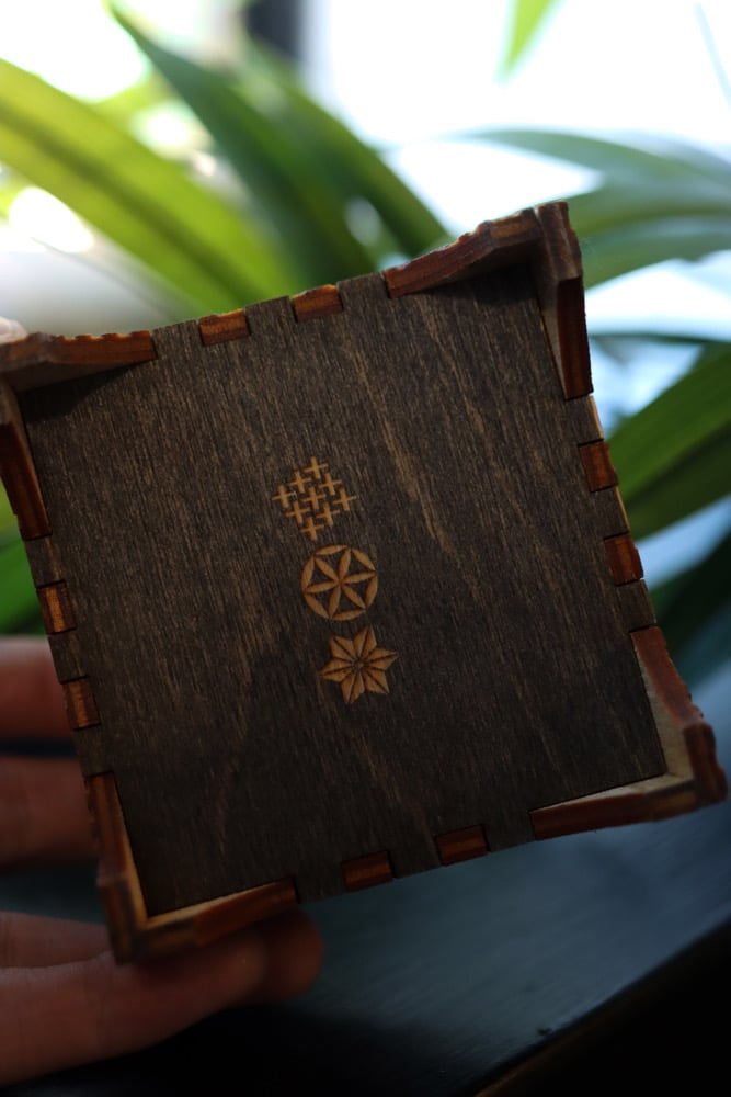 Wooden Sayagata Trinket Box