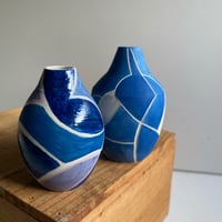 Image 3 of Blue/Lilac Pathways Vessel