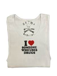 I LOVE SOMEONE WHO USES DRUGS 
