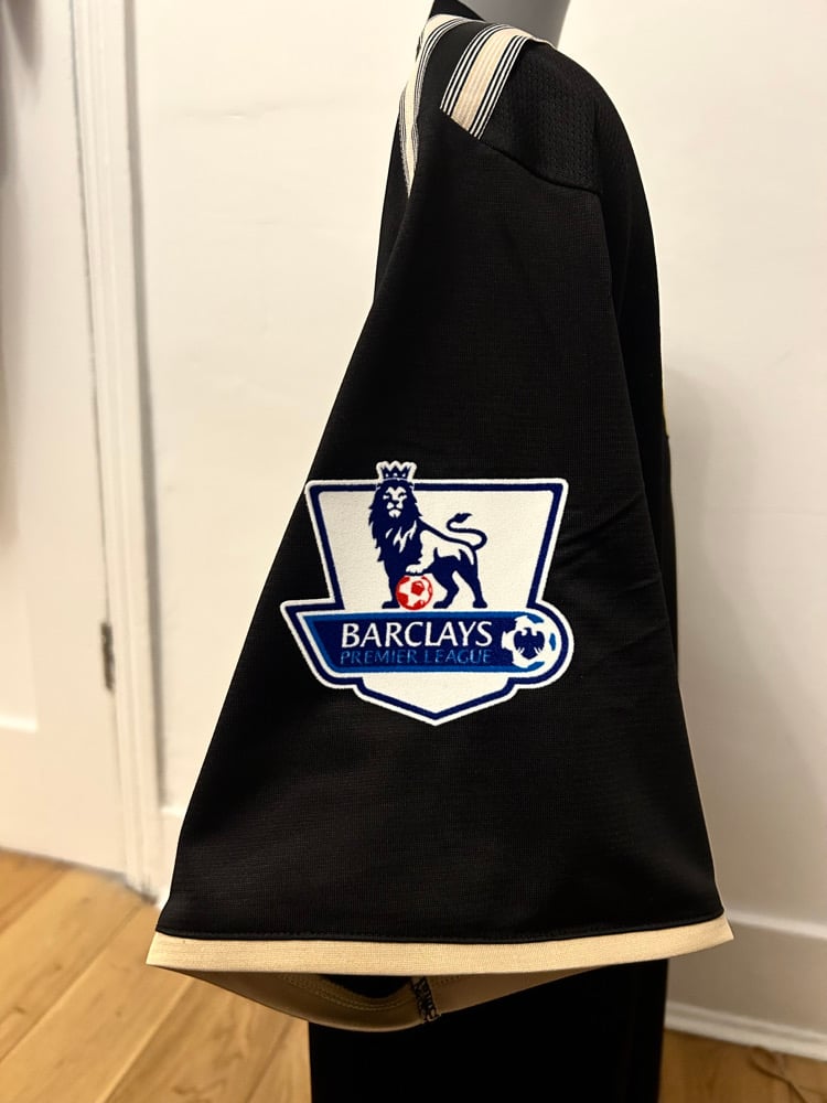 Image of PRE ORDER: Tottenham Hotspur “MODRIĆ 14” 2008/09 Third Shirt + PL patches (XXL)