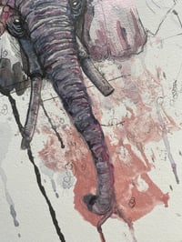 Image 4 of Éléphant Rose 