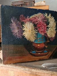 Image 6 of Peinture bouquet de chrysanthèmes sur fond sombre 