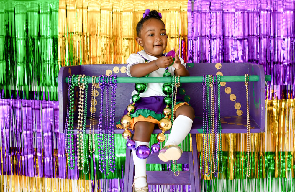 Image of MARDI GRAS MINI 2026 IN STUDIO