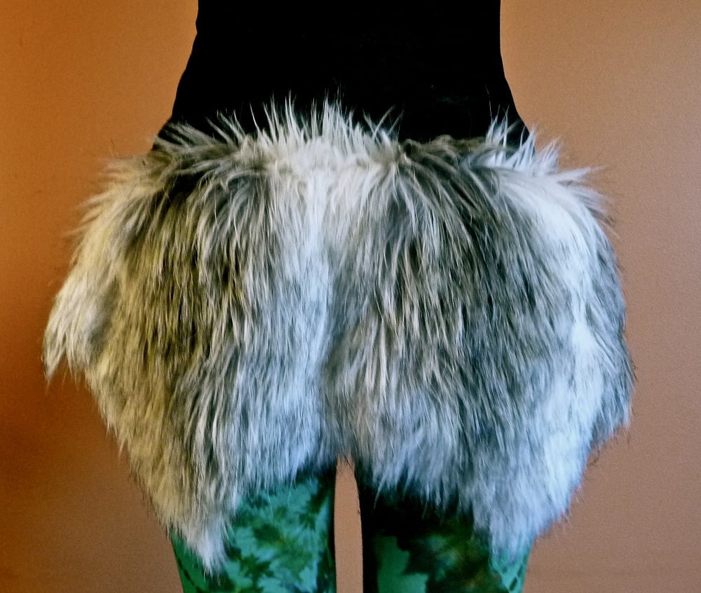 Image of Full Bear Outfits -  Skirt