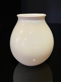 Image 4 of White Vase 4 inch tall
