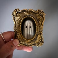 Image 4 of Retrato pequeño de fantasma #1
