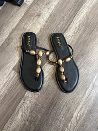 NWT slides black