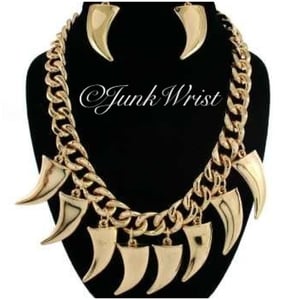 Image of Gold Tusks Necklace Set