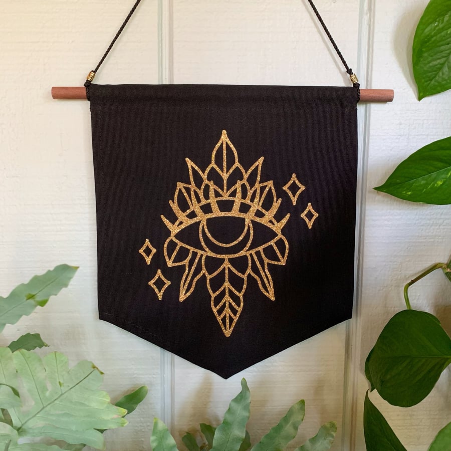 Image of Black and Gold Leafy Moon Eye Banner
