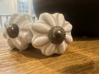 Image 2 of 2 assorted door knobs 