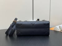Image 4 of LV On-The-Go 