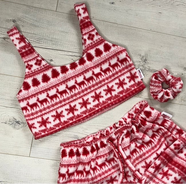 multiple prints* Christmas fleece top