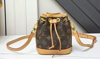 Nano bucket bag