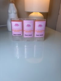 Image 2 of Bumbum sol de janeiro face wand  