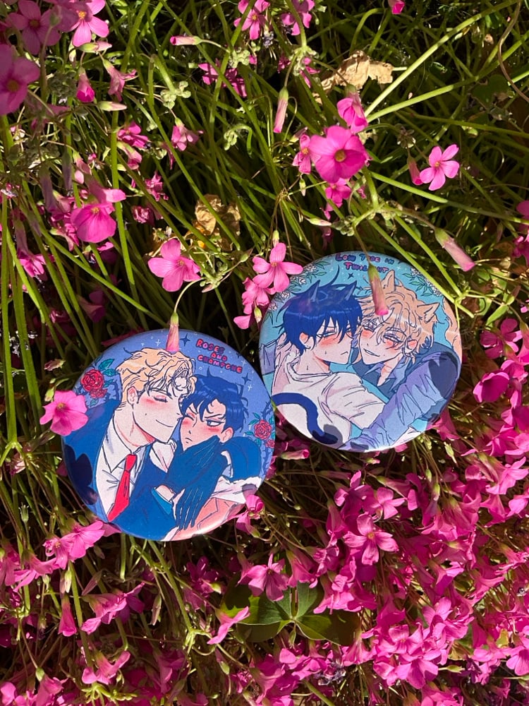 Image of Roses and Champagne x Low Tide in Twilight Large Badges 