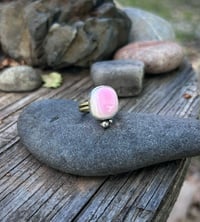 Image 5 of Pink conch mixed metal ring - size 5.25