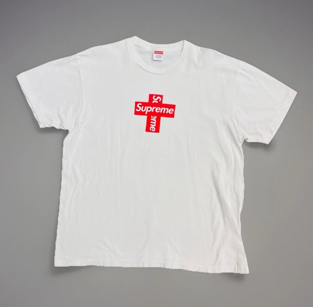 Supreme Cross Box Logo Sz L (WHITE) | Casa Vintage