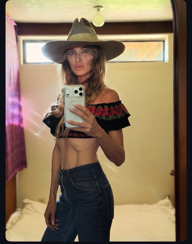 60s hand embroidered linen cotton crop top blouse 70s bohemian