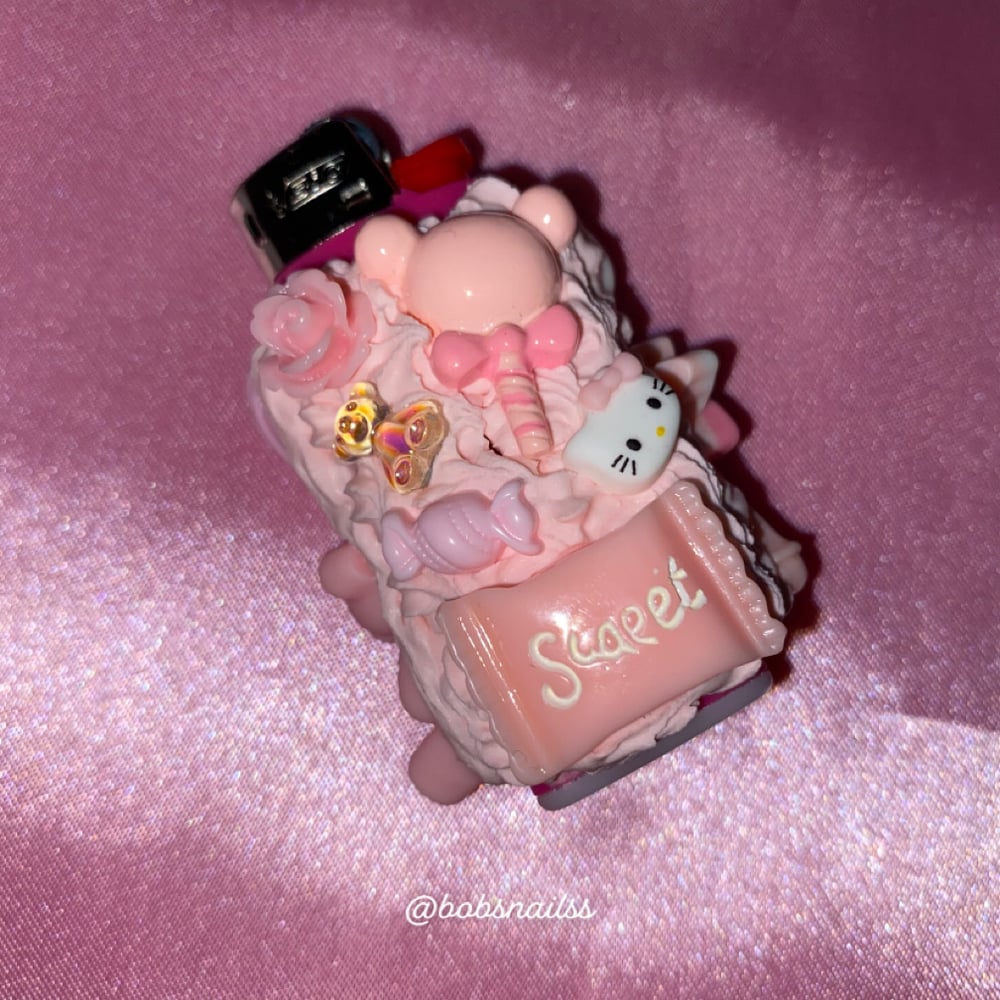 Image of Pink Mini Lighter 🎀💕🍼