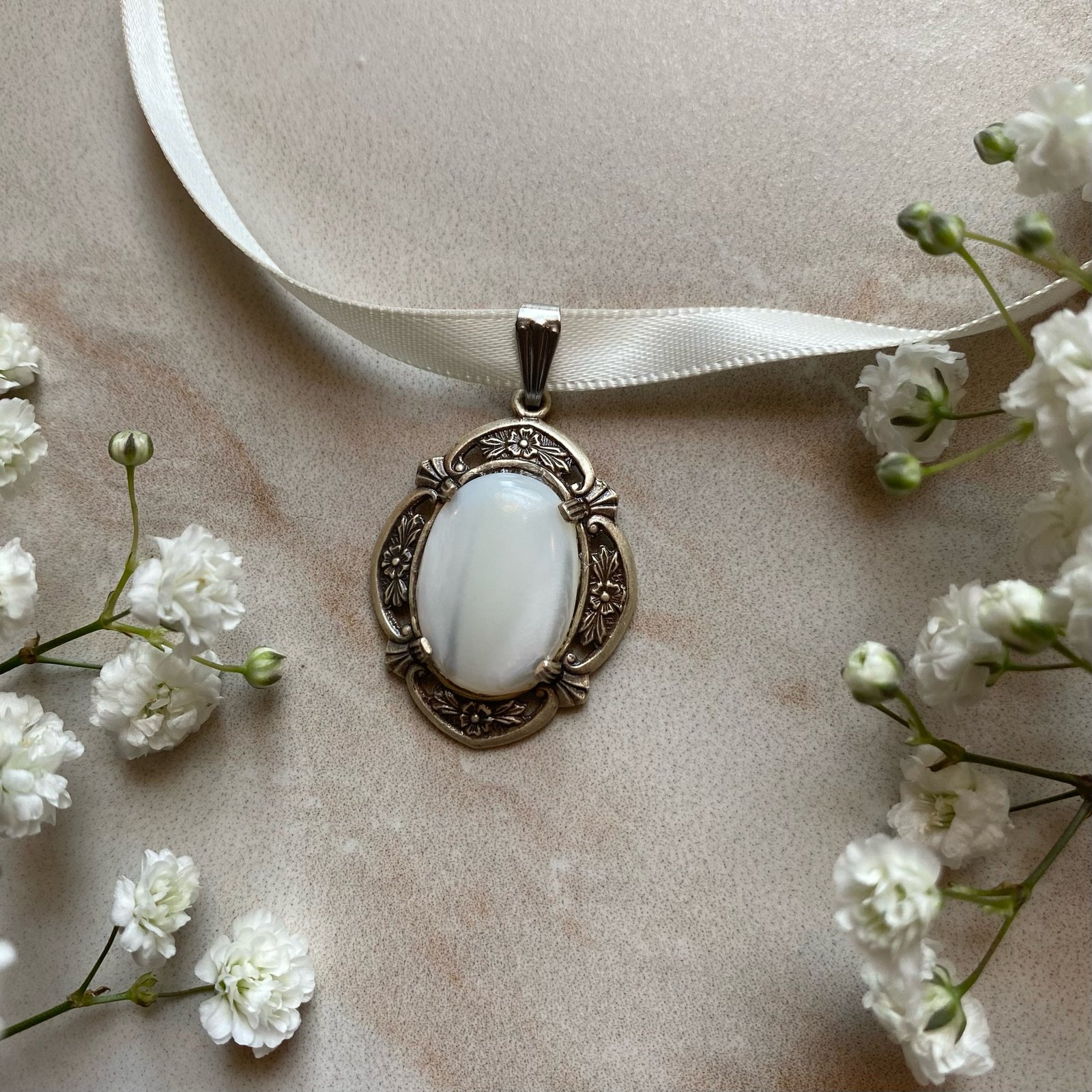 HYERES LOR】24SS☆ H Ribbon Flow Silver Chain Necklace