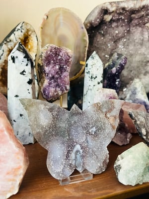 Image of Large amethyst spirit quartz butterfly on stand 