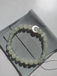 Image 4 of prehnite bracelet 葡萄石水晶