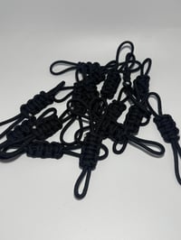 Image 2 of Dama Holder - 2 Pack