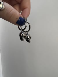 Image 3 of Skully Hoops