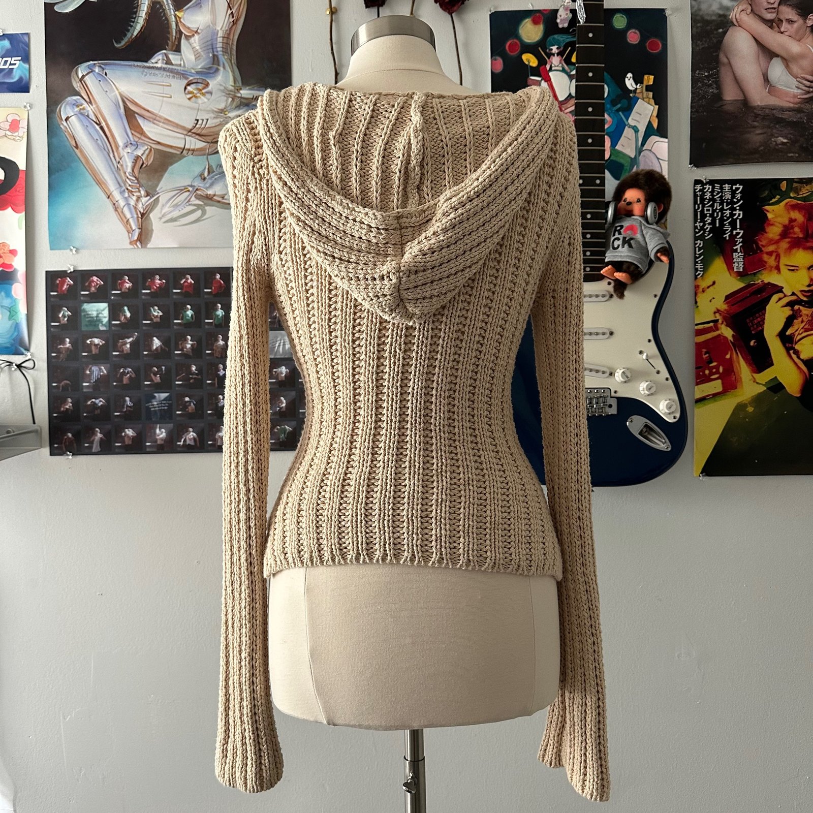 American eagle shop outfitters sweater