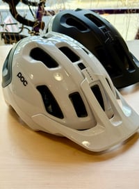 Image 1 of POC AXION Casque de vélo 