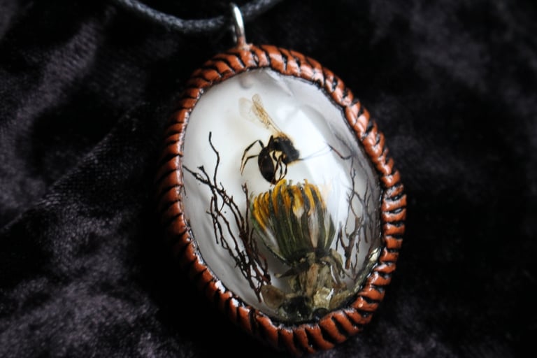 dead good dandelion and insect necklace Image 6