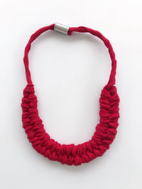 Image 2 of Collar Red Trap