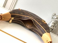 Image 5 of LV Loop Bag