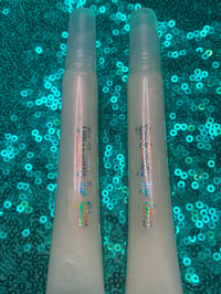 Image 2 of Obsession Lipgloss 