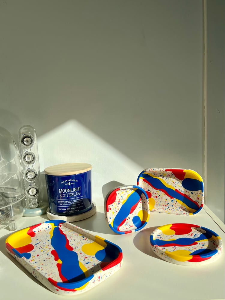 Image of Squiggle RYB Color Trinket Tray Set 