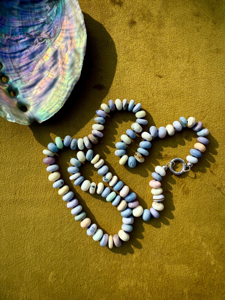 Image of Pale opal necklace 