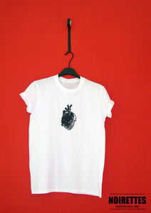 Image of HEART_BUGS_White