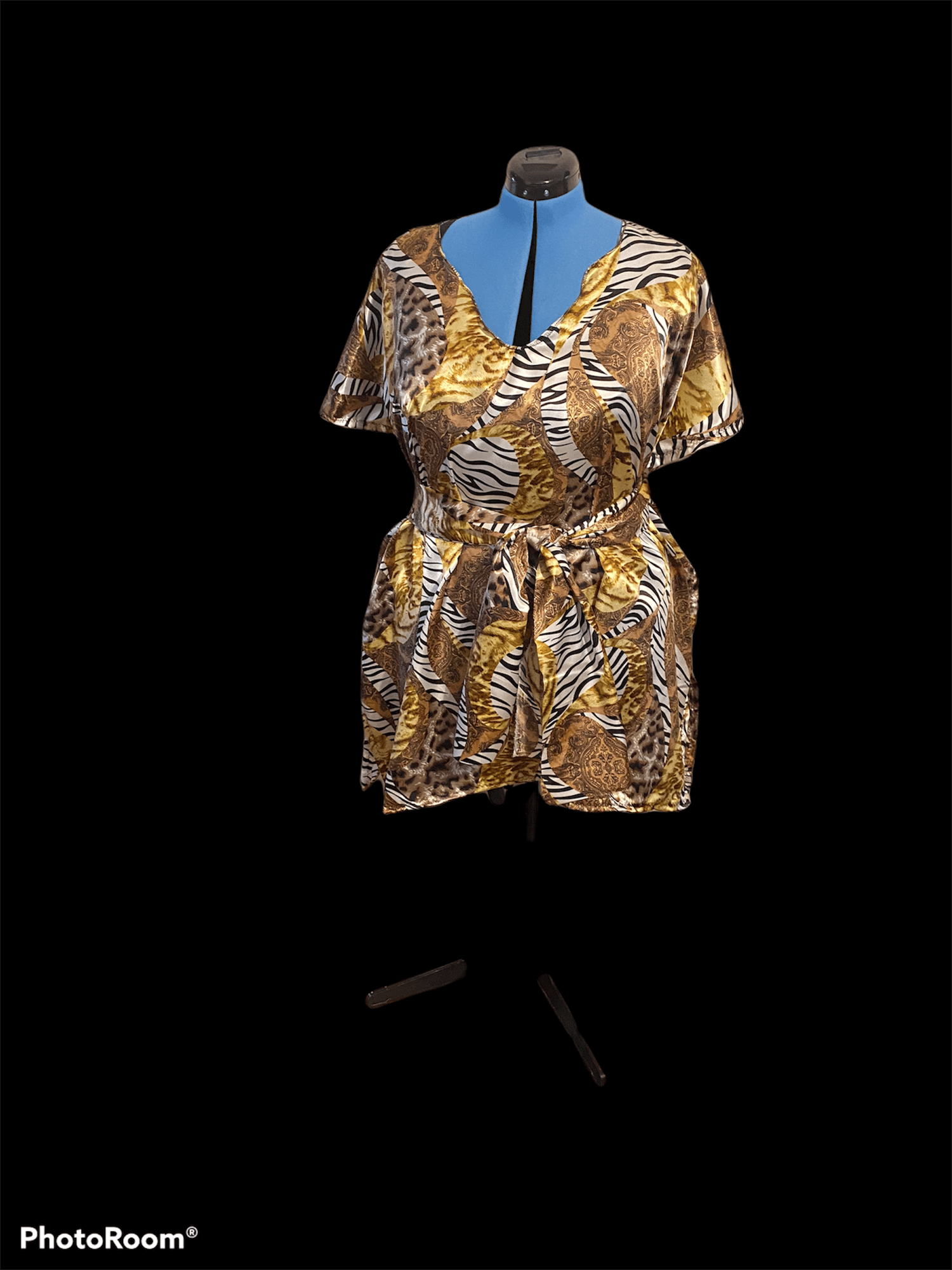 Image of At The Zoo MuMu