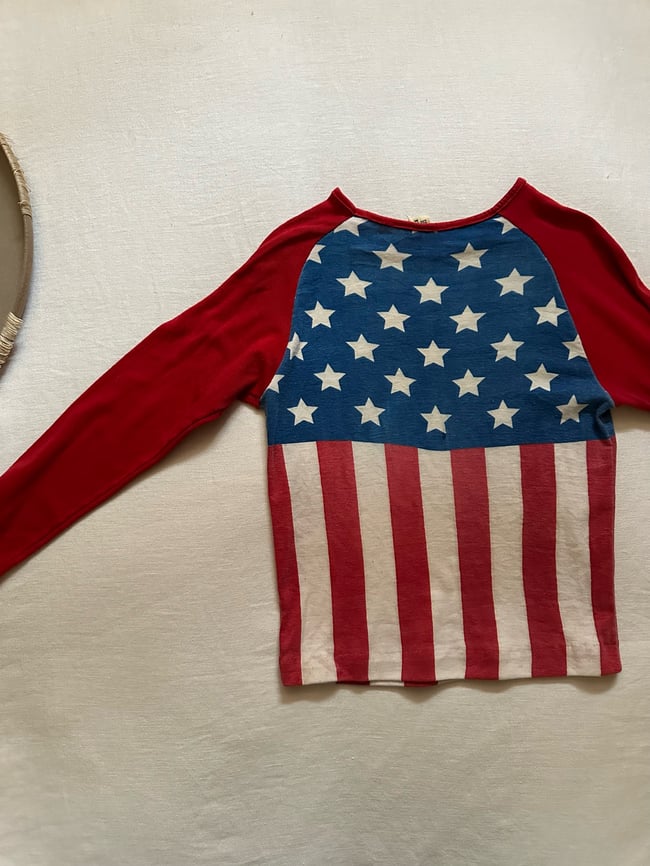 early 1970s Americana long sleeve tee