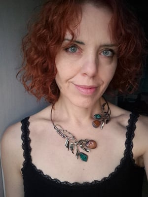 Carnelian and malachite open necklace 