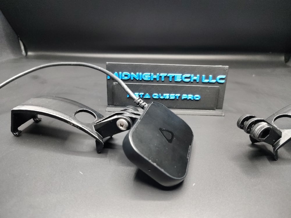 quest pro face tracking bracket | Midnighttech