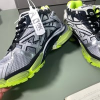 Image 3 of PLUTO NEON RUNNERS