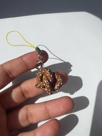 Image 3 of salted ‘soft pretzel’ charm