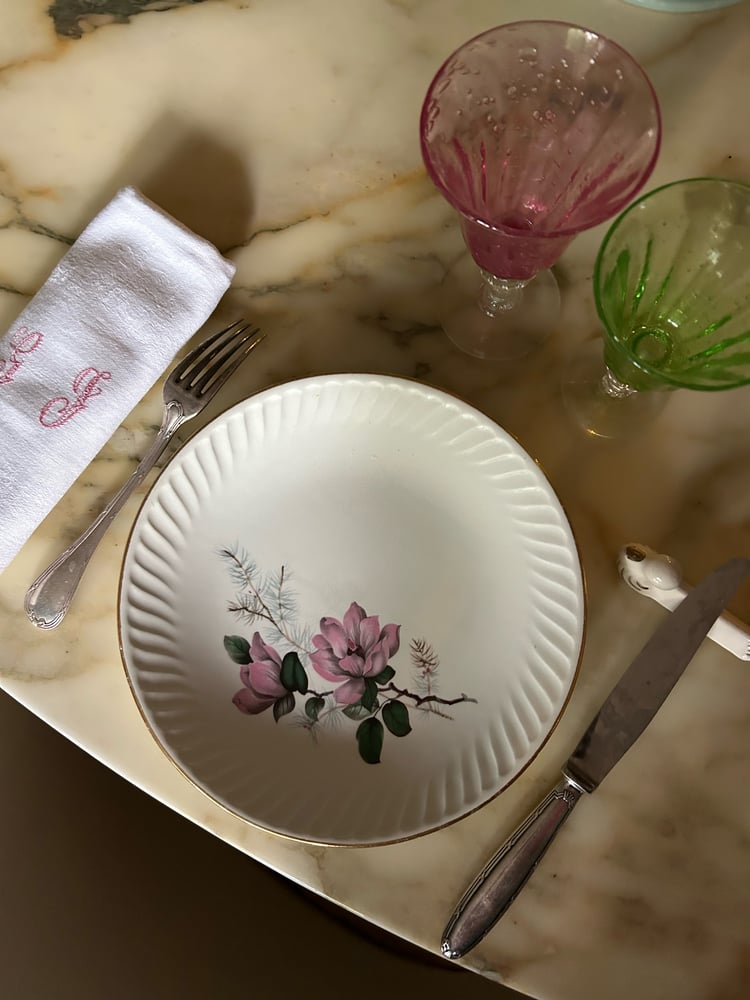 Image of Serviettes de table anciennes avec monogramme